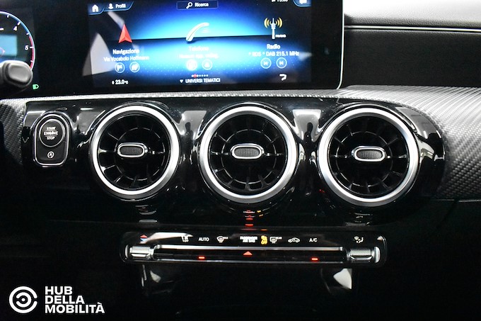 MERCEDES-BENZ A 180 d Automatic Business Sport Light